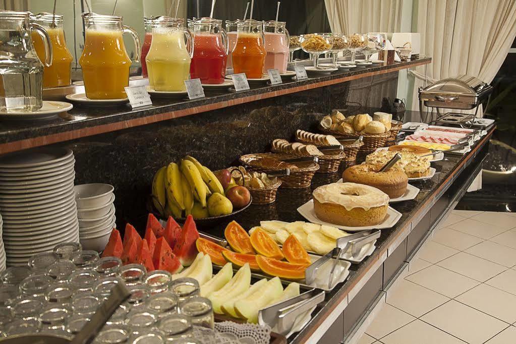 Max Plaza Hotel Марілія Екстер'єр фото