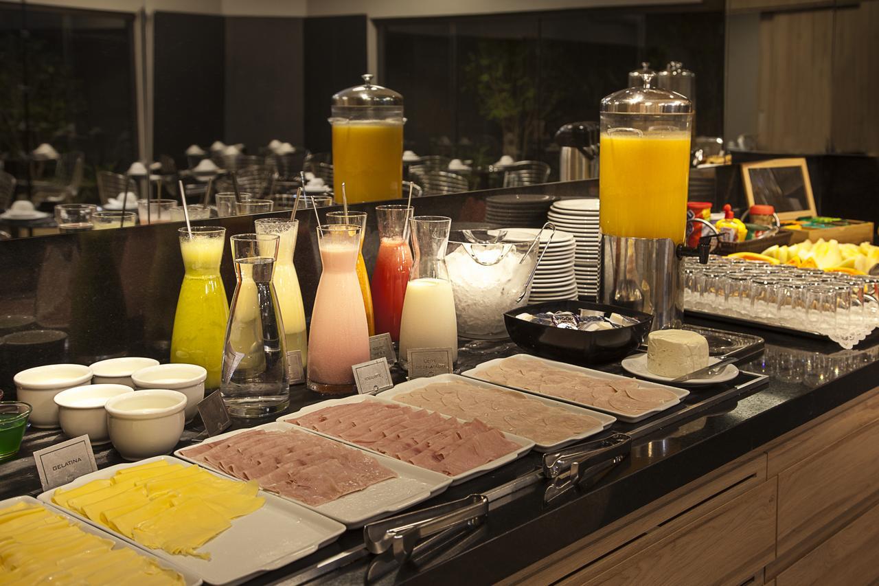 Max Plaza Hotel Марілія Екстер'єр фото