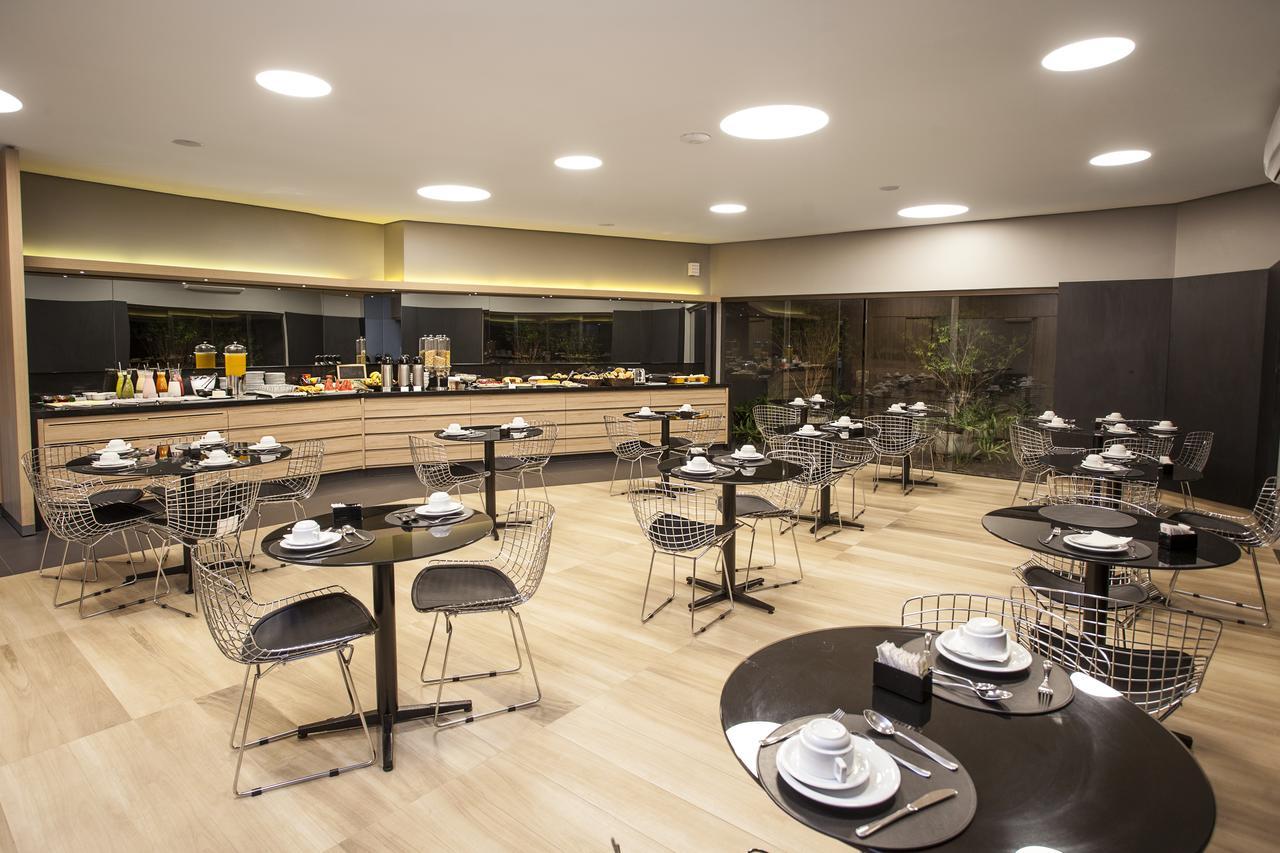 Max Plaza Hotel Марілія Екстер'єр фото